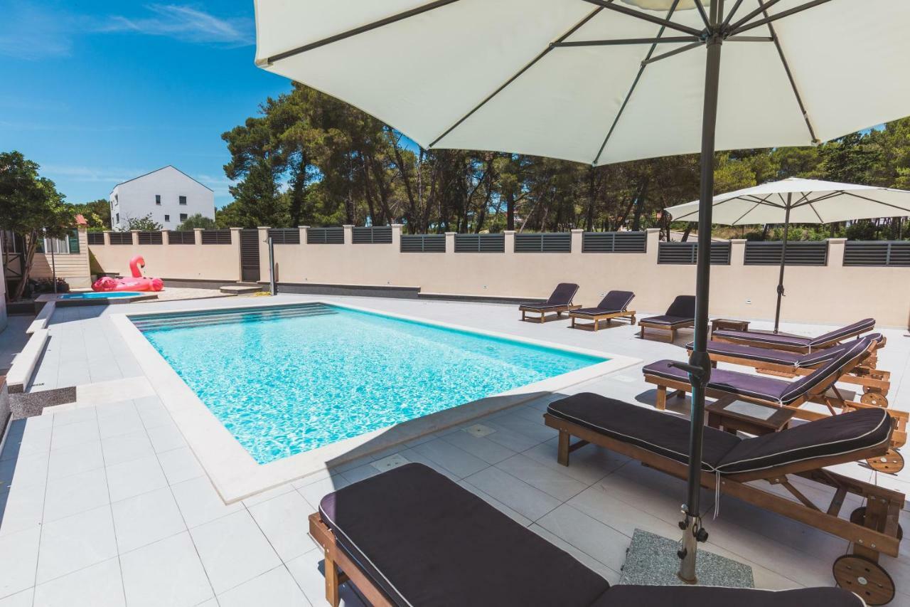 זאדאר Villa Ella מראה חיצוני תמונה
